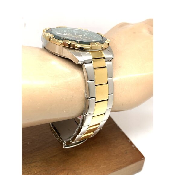 Timex Men's Watch TW2V78700 Quartz Green  Dial Two Tone Stainless Steel 45mm - Picture 13 of 15